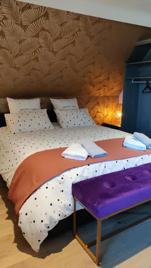 Les Coquelicots - Chambre Lea Houdan Bagian luar foto