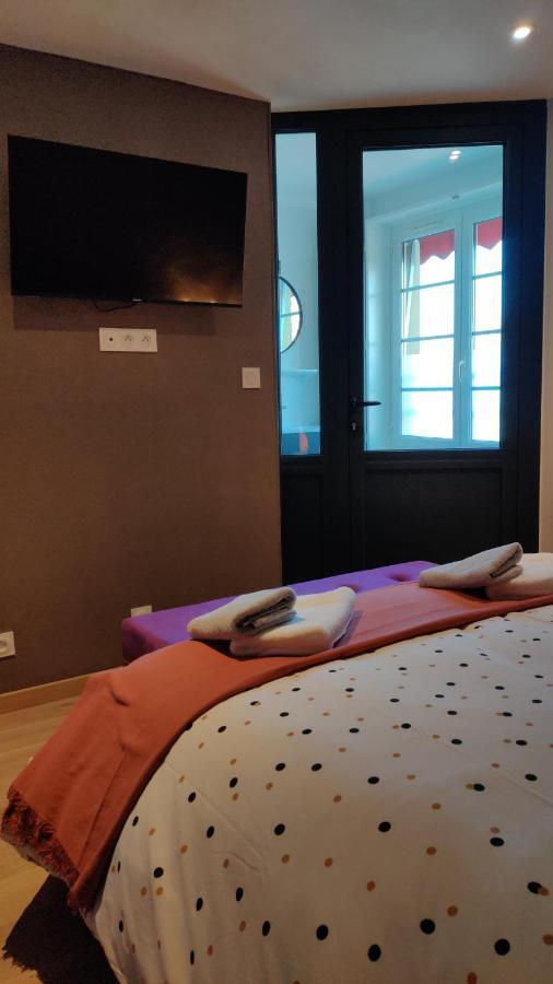 Les Coquelicots - Chambre Lea Houdan Bagian luar foto